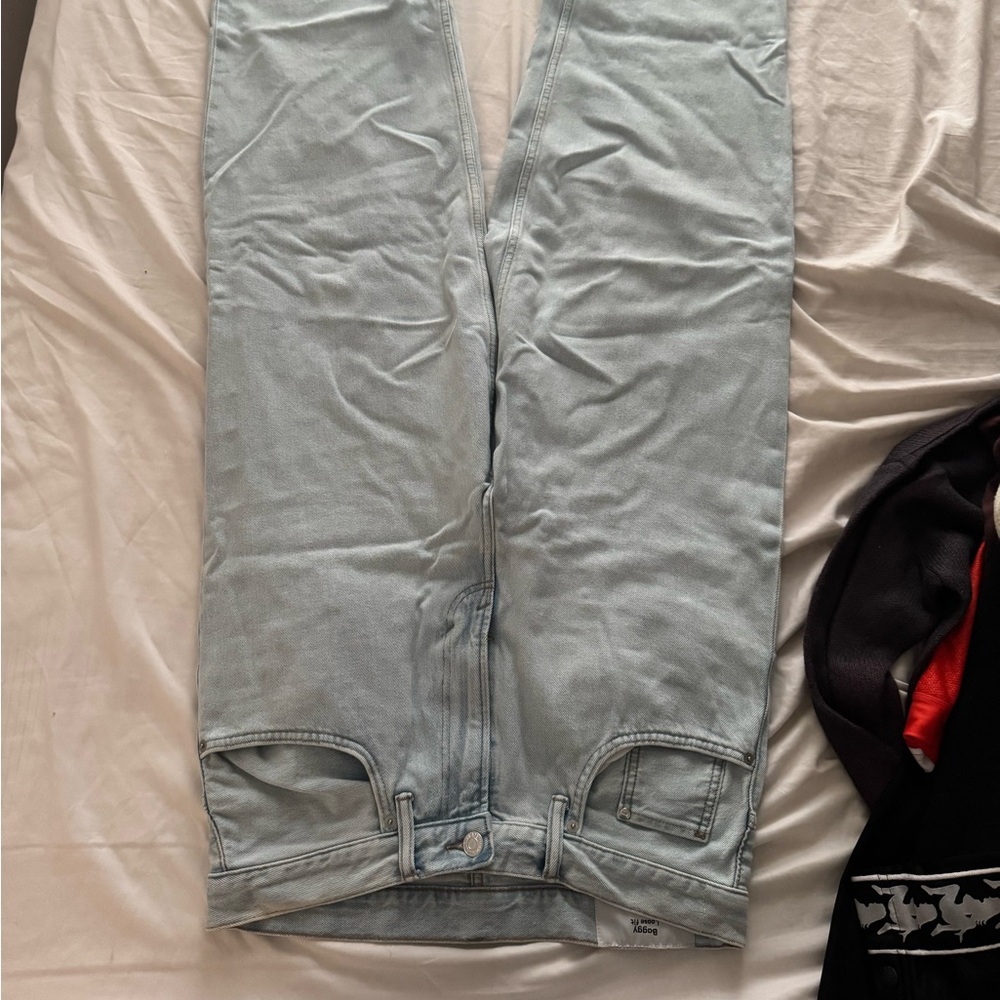 H&M Light Blue Baggy Jeans